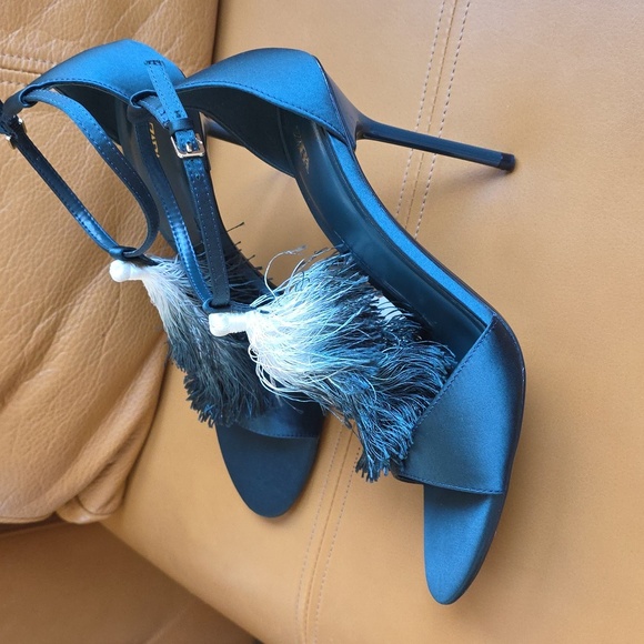 Zara Teal Tassel Heels - Picture 9 of 12